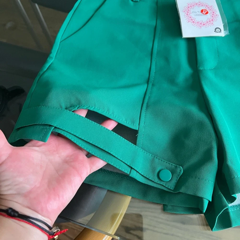 European Design Women Shorts - Picture 3 of 7